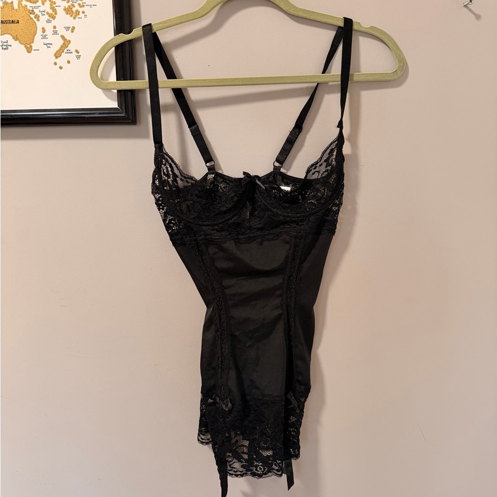 Coquette Black Lace Bustier S/P with‎ Garter Straps Nylon Elastane